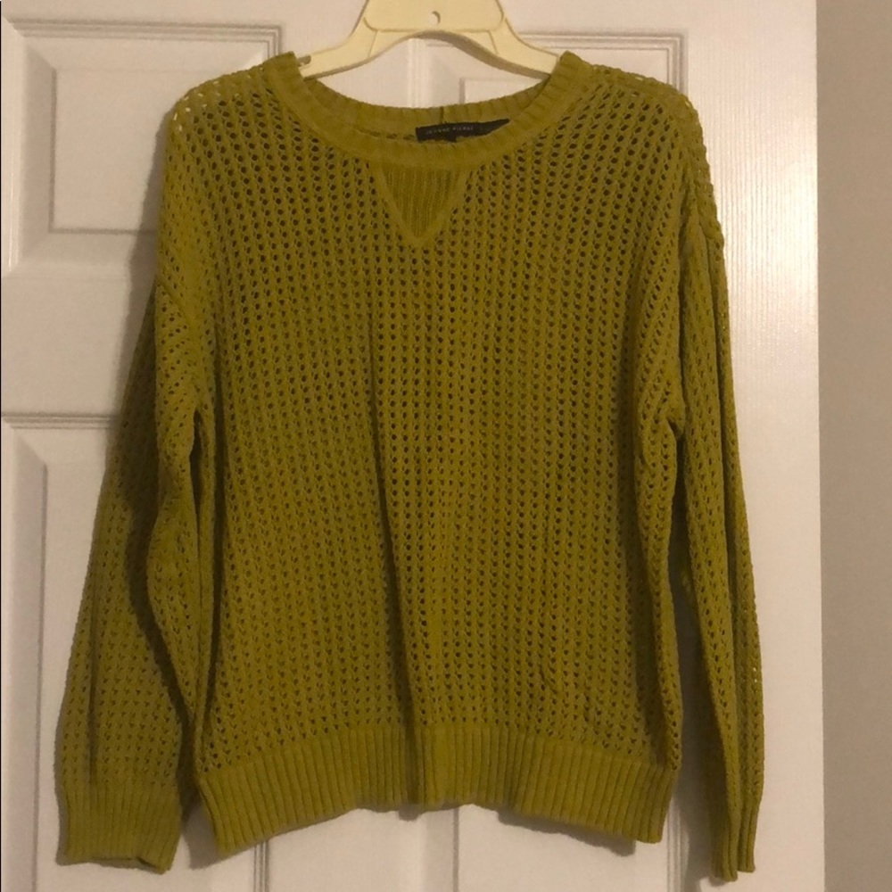 Green Jeanne Pierre sweater